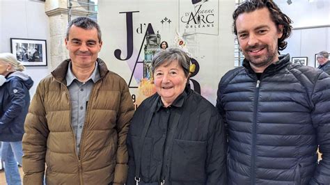 Un cadeau tombé du ciel à Orléans plus de 1 000 ouvrages sur Jeanne d