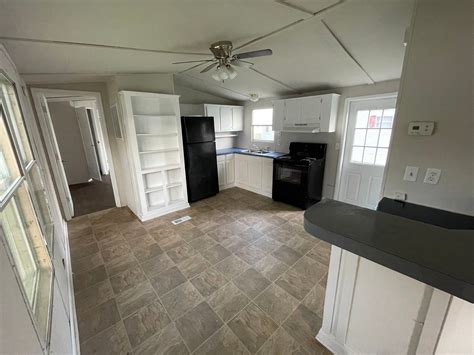 mobile homes for rent near me 1
