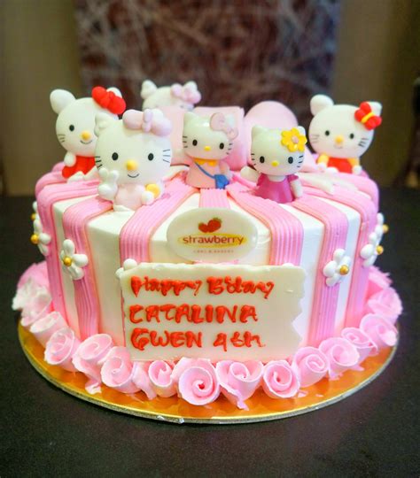 Kue Ulang Tahun Tema Hello Kitty