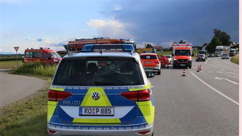 Unterneukirchen Motorradfahrer Bei Unfall Auf Der B Verletzt