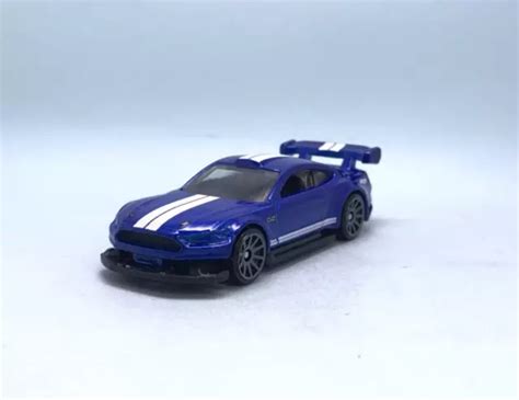 2024 HOT WHEELS Mainline Basic 18 Ford Mustang GT filé lâche EUR 2