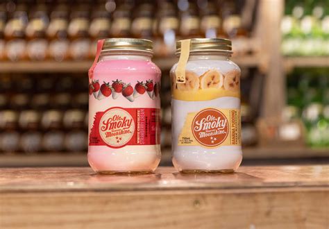 Ole Smoky Banana Pudding Cream Moonshine