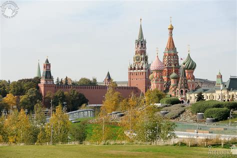 Autumn Landscape with Moscow Attractions - ArtLook Photography