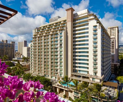 Hilton Garden Inn Waikiki Beach - Global Escapes