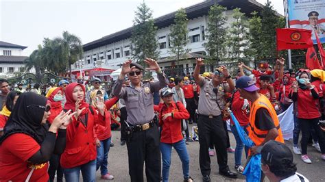 Buruh Di Bandung Peringati May Day Besok Polisi Siapkan Pengalihan