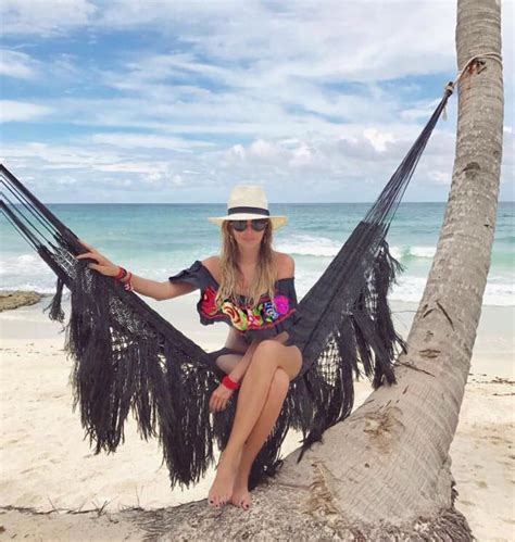 EN PORTADA La bikini life de Fernanda Espíritu Revista Clase