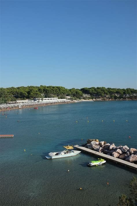 Lake Vouliagmeni: Athens' Most Scenic Day Trip