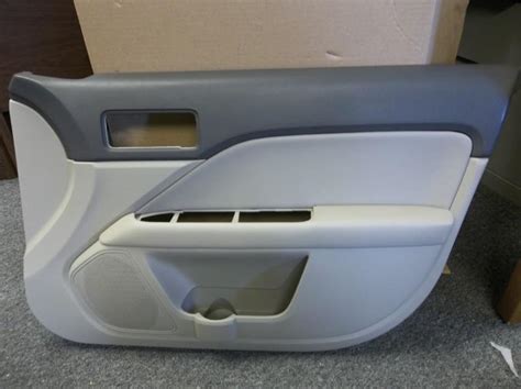 Sell 2010 2011 New Oem Ford Fusion Hybrid Rh Front Door Trim Panel Ae5z