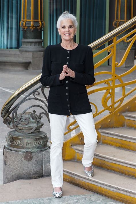 Pin by Dianne Biggart on Aging Gracefully | Fashion, Ali macgraw