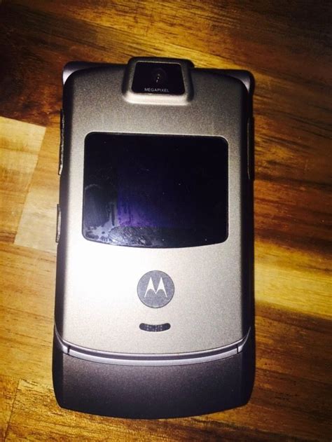 Motorola Razr V3m Charcoal Sprint Cellular Phone Cellular Phone