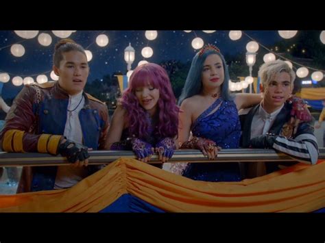 My Favorite Descendants 2 Songs | Girls Amino 💚 Amino