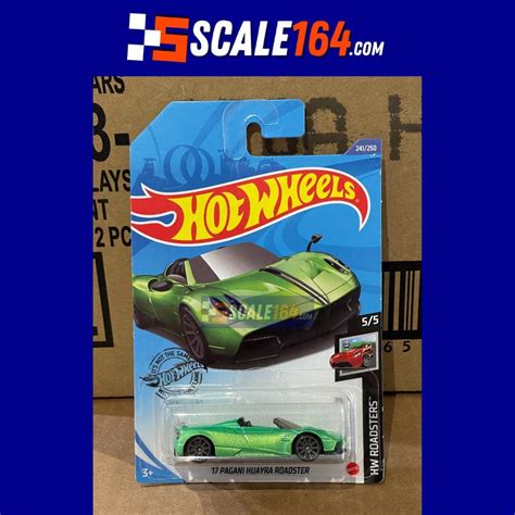 Hot Wheels 17 Pagani Huayra Roadster Green Mainline Hw Roadste