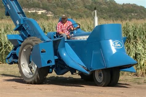 Classic Tractor Fever TV The World Of Vintage Iron On Your Screen