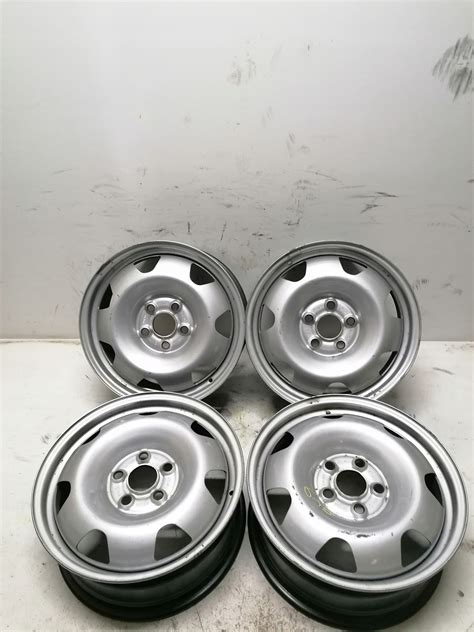 Felga stal VW T5 T6 7 0 x17 5x120 ET55 7E0601027B VW za 600 zł z