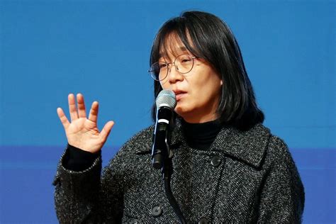 South Korean Author Han Kang Awarded Nobel Prize In Literature Tovima