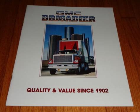 Original 1982 Gmc Brigadier Semi Truck Sales Brochure Catalog 8000 9500