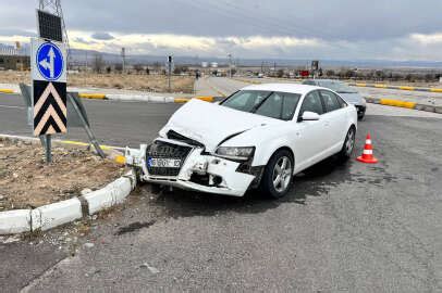 TOKİ Kavşağı nda trafik kazası 3 yaralı Niğde Medya Haber Haberler