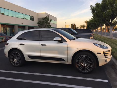 Satin Pearl White Satin Pearl White Porsche Macan S Underwraps Flickr