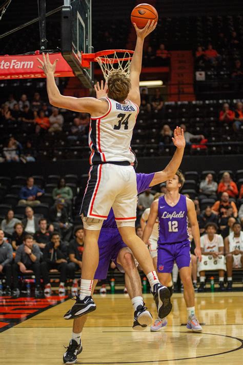 Oregon State Beavers wipe Linfield Wildcats by 36-points in their ...