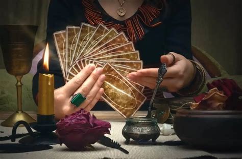 Tarot Itanje I Tuma Enje Karata Zaratarot Hr