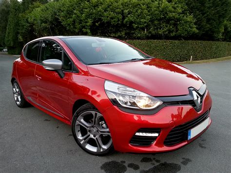 Clio 4 Gt Tce 120 Edc Rouge Flamme Page 3