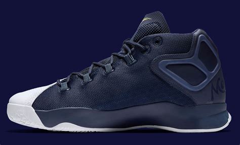 This Jordan Melo M12 Looks Like It Was Inspired By Another New York