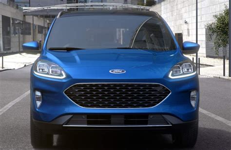 What Exterior Color Options are Available in the 2022 Ford Escape?