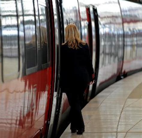 D Bahn Unternehmen Gewerkschaften Streiks Jeder Dritte Fernzug Soll