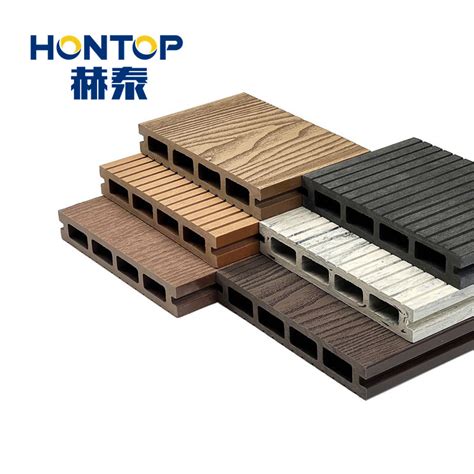 Round Hollow WPC Swimming Pool Decking Co Extrusion Anti UV Wood