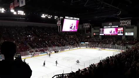 Hockey East Playoff Vlog At The Mullins Center Vermont Vs Umass