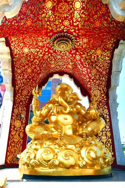 Worshipping The Gods Of Ratchaprasong At 9 Shrines In Bangkok TAGTHAi