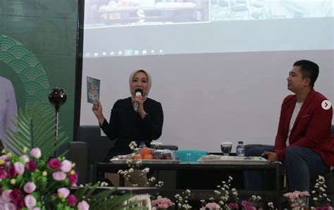 Roadshow Gerakan Literasi Jabar Bergerak Zillenial Menjadi Remaja