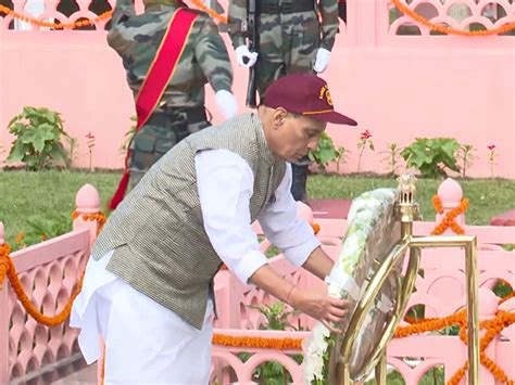 Kargil Vijay Diwas रक्षा मंत्री राजनाथ सिंह यूपी सीएम योगी समेत अन्य मंत्रियों ने कारगिल