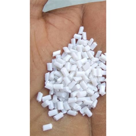 White Hips Natural Plastic Granules For Moulding Grinded At Rs 130