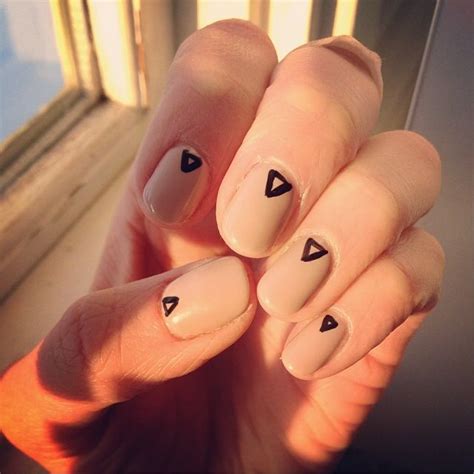 Triangles Nude Nails Beauty
