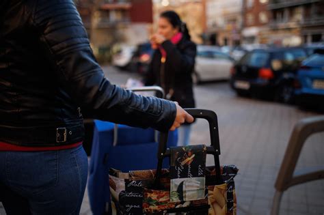 El 9 57 De Los Hogares Andaluces Tiene A Todos Sus Miembros En Paro