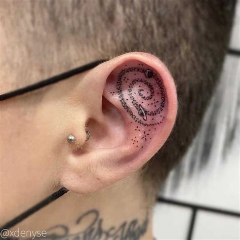 21 Cute Small Ear Tattoos Every Minimalist Will Love