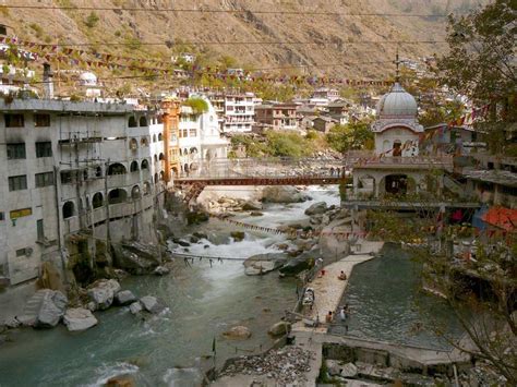 Manikaran Sahib Kullu Connecting Traveller