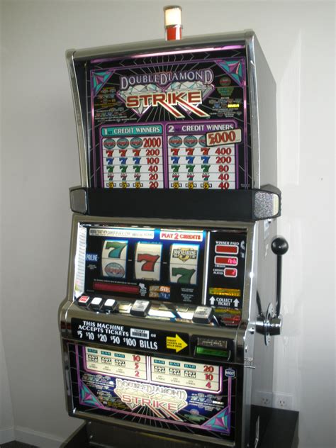 IGT DOUBLE DIAMOND STRIKE S2000 SLOT MACHINE For Sale • Gambler's Oasis USA