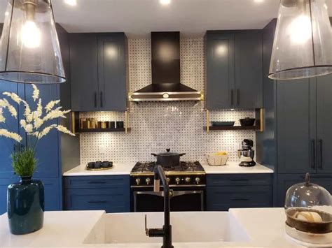 How to Choose Kitchen Cabinet Colors | Explore Your Kitchen