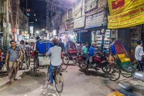 DHAKA, BANGLADESH - NOVEMBER 21, 2016: Night View of a Traffic in Narrow Alleys of Old Dhaka ...