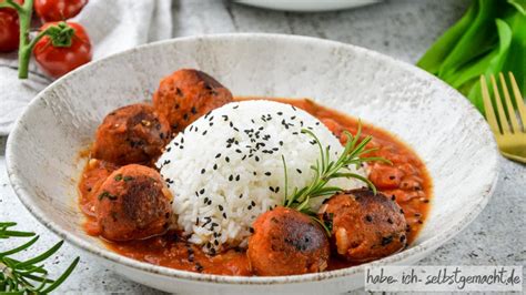 Quinoab Llchen In Tomatensauce Selbstgemacht Der Foodblog