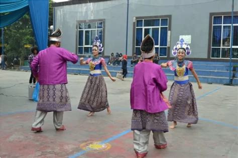 Tari Bedana Asal Lampung Sejarah Singkat Gerakan Dan Busana