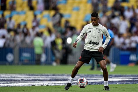 Entenda a situação de Bruno Henrique no Flamengo