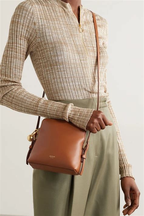 Fashion Advice Fashion News Crossbody Bag Outfit Oroton Light Brown