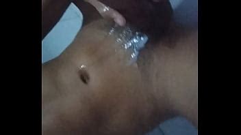 Batendo Uma No Banheiro XVIDEOS