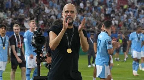 Foto Pep Guardiola Ungkap Sosok Yang Pantas Menggantikannya Di