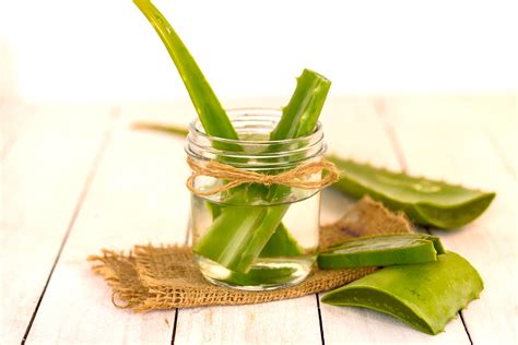 7 Aloe Vera Face Mask For Bright And Beautiful Skin