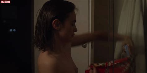 Verónica Echegui Nue Dans The Offering