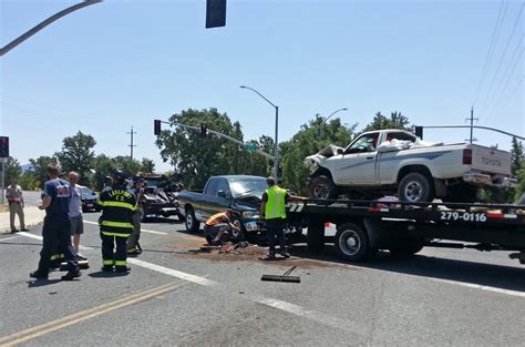 Man Airlifted To Hospital After Head On Crash Lake County Record Bee